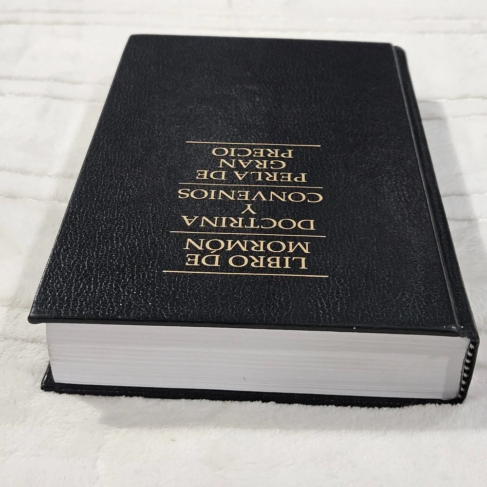 Libro de Mormon Doctrina y Convenios Perla de Gran Precio LDS Scriptures‎